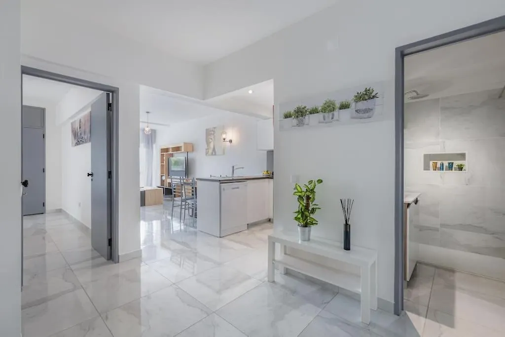 Brand New Apart With Sea View And Near The Beach location